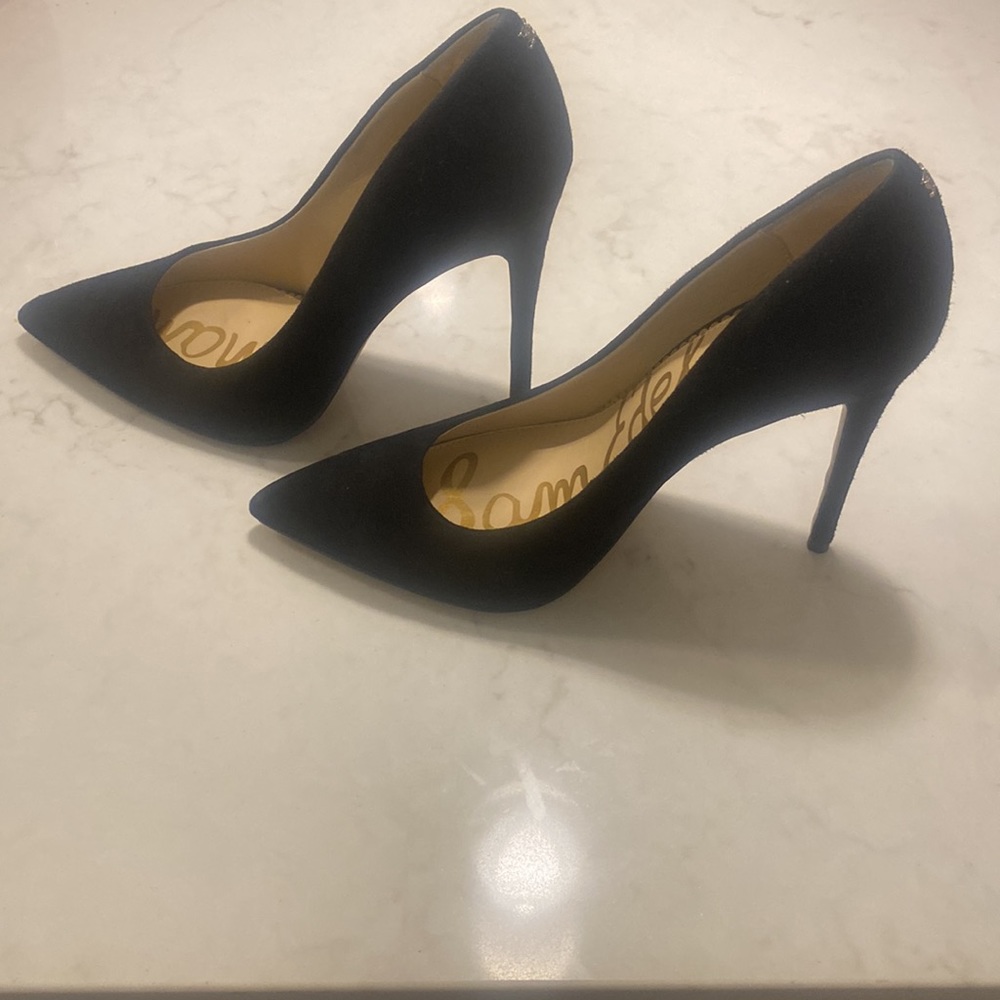 Sam Edelman Black Suede 4” Heel. Size 8.5.